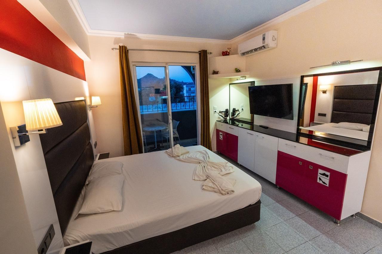 Grecian Fantasia Resort ฟาลิรากี ภายนอก รูปภาพ