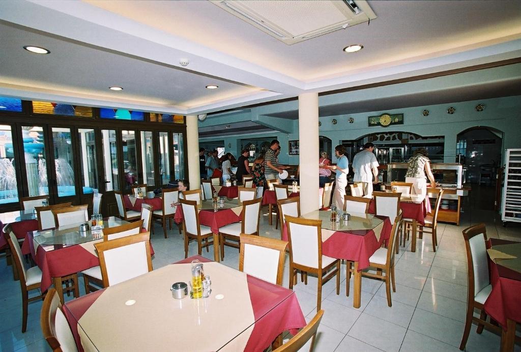 Grecian Fantasia Resort ฟาลิรากี ภายนอก รูปภาพ