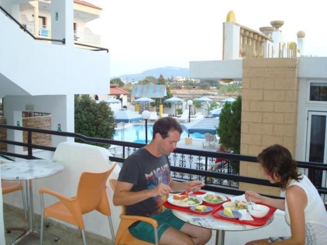 Grecian Fantasia Resort ฟาลิรากี ภายนอก รูปภาพ